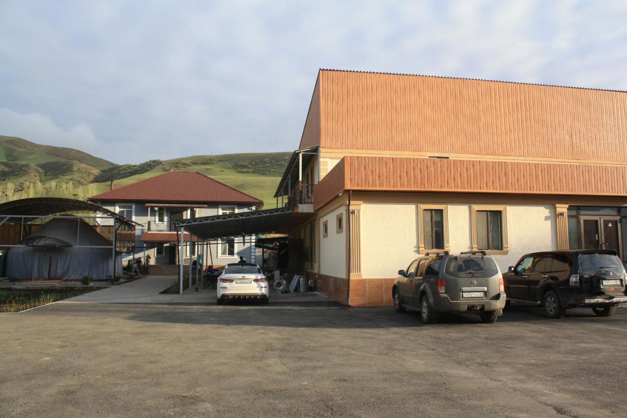 Saty Guest House Exterior photo
