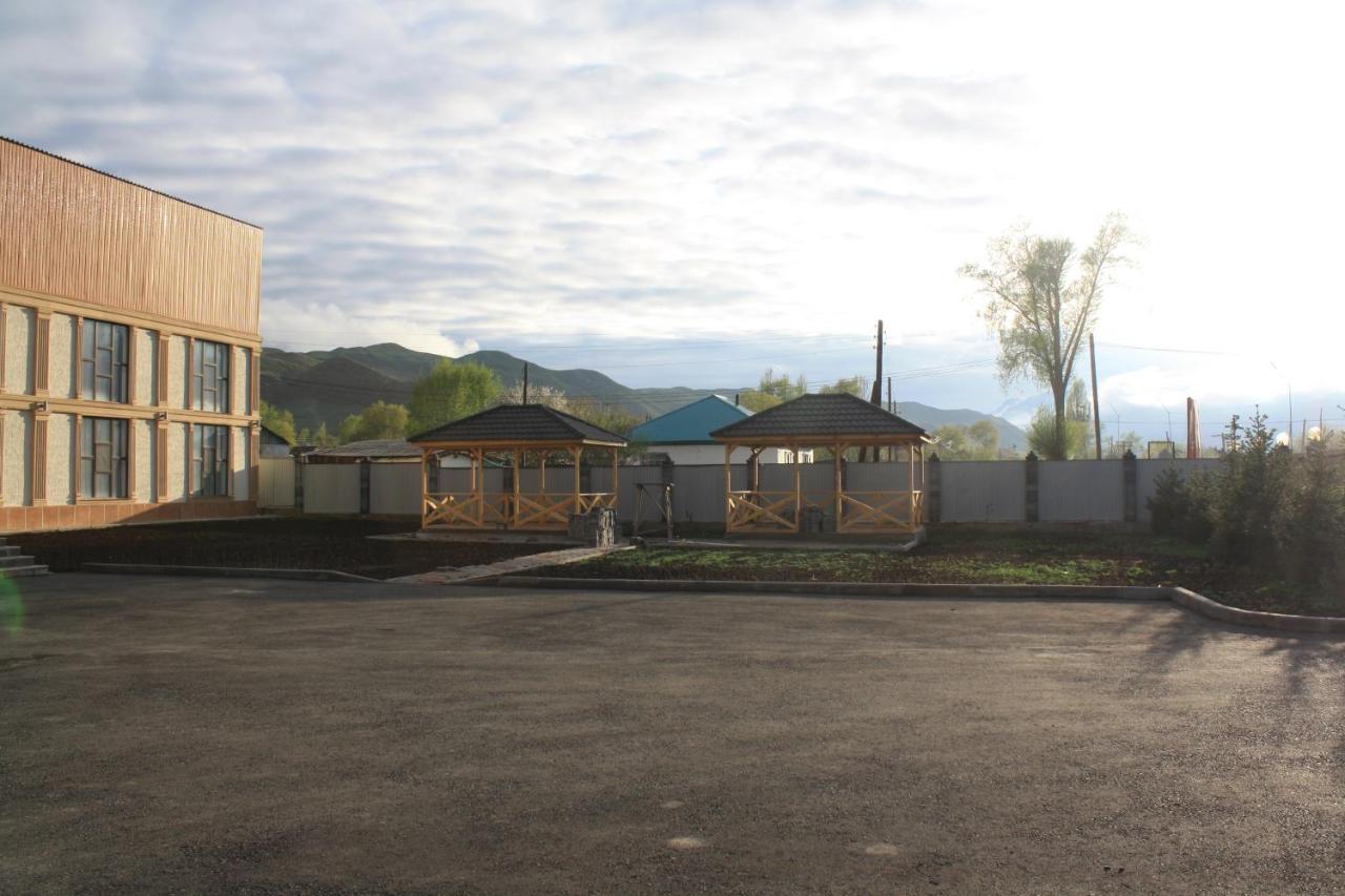 Saty Guest House Exterior photo