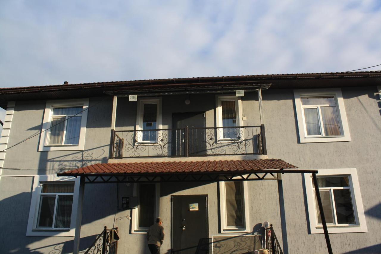 Saty Guest House Exterior photo