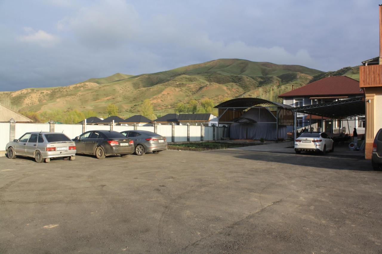 Saty Guest House Exterior photo